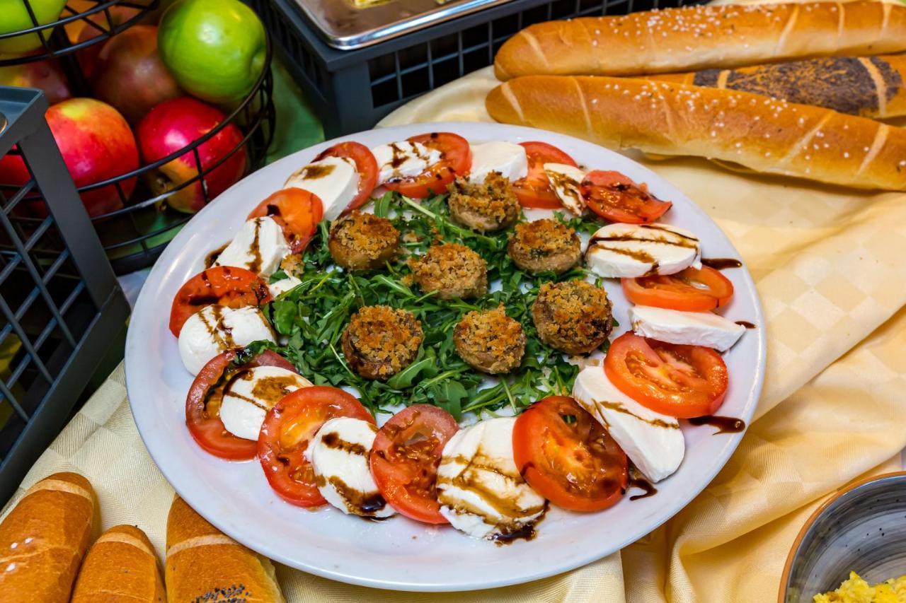Zum Kleinen Italiener - Ristorante Pizzeria Pension 吉恩堡 外观 照片